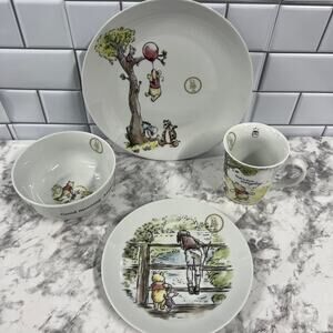 Winnie the Pooh 95th Anniversary China Place Setting, Tigger, Christopher Robin